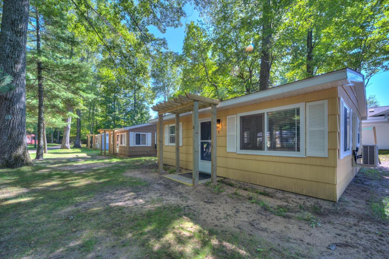 Scenic Drive Resort Muskegon Exterior photo